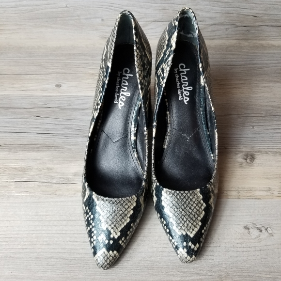 Charles David Snakeskin Print Block-Heel Pumps - Picture 2 of 8